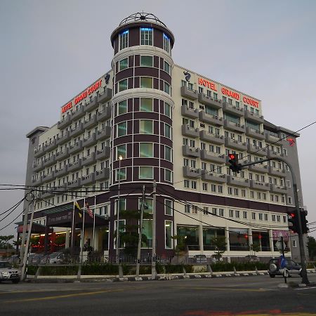 Grand Court Hotel Teluk Intan Exterior foto