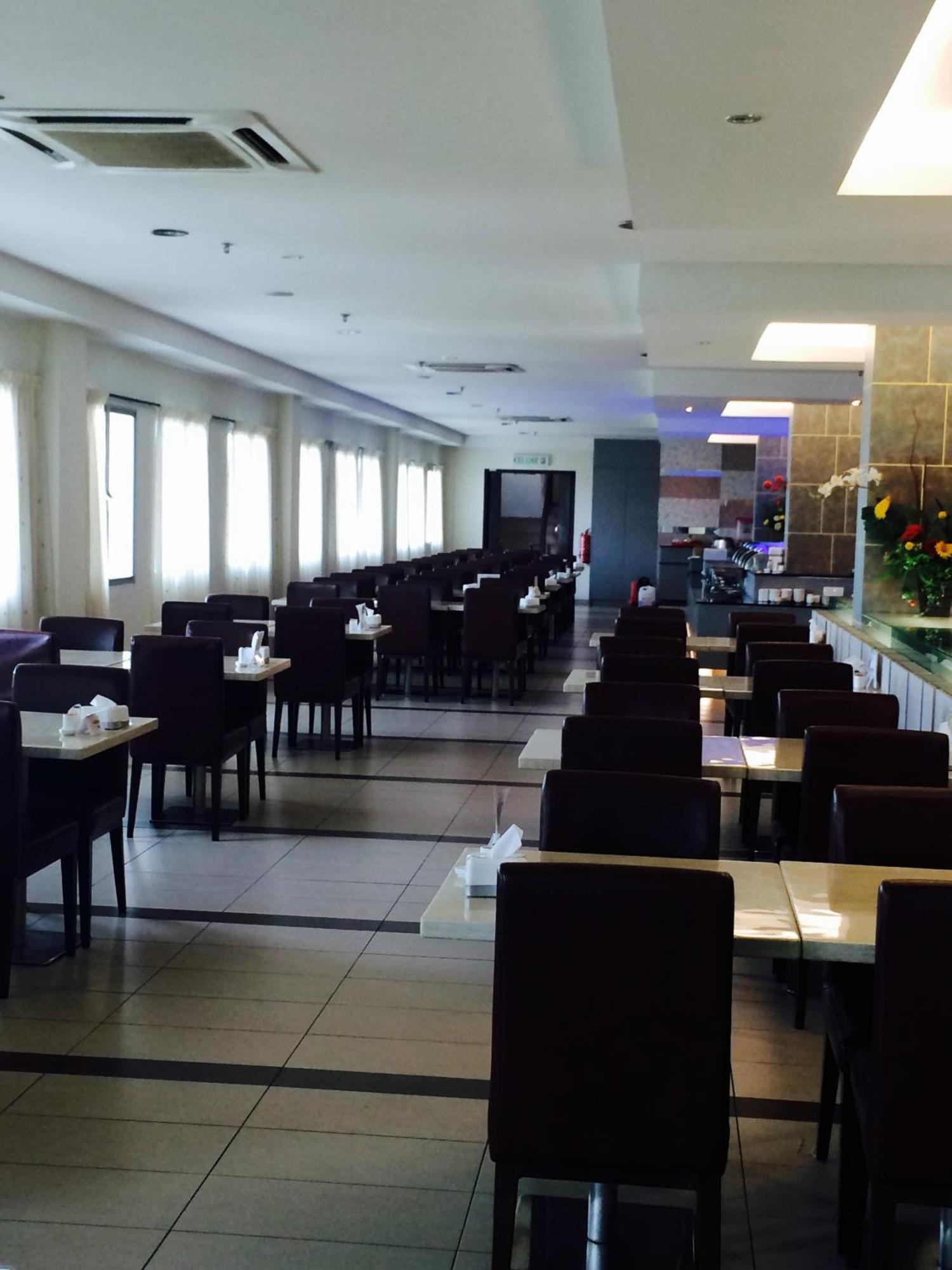 Grand Court Hotel Teluk Intan Exterior foto